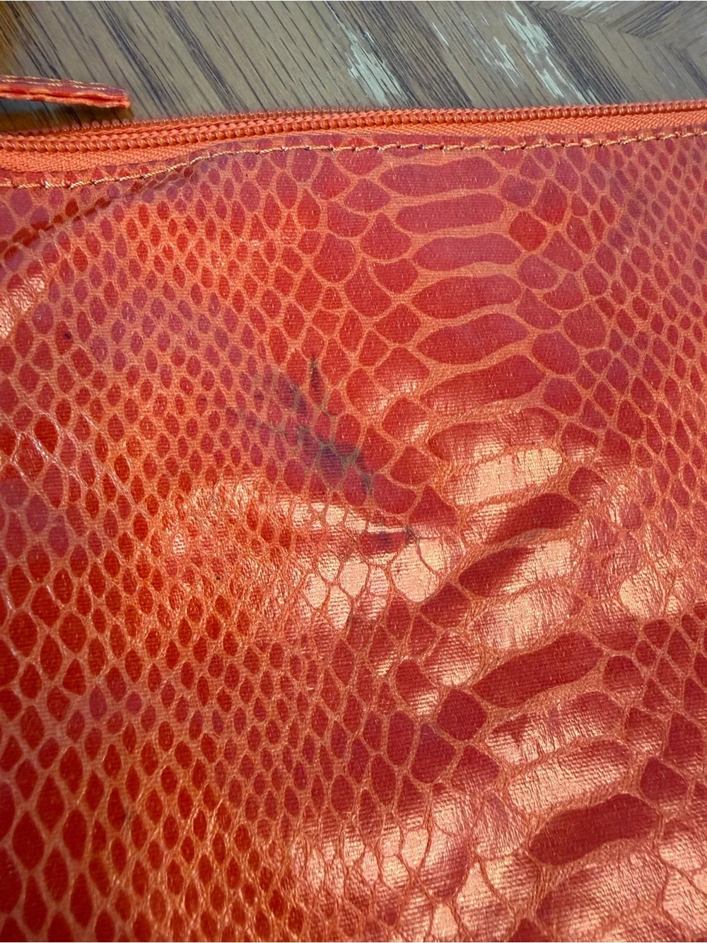 N/A red snake color